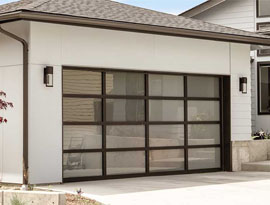 Quali sono i vantaggi della porta del garage in alluminio?
    