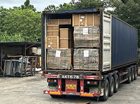 Caricamento container 40 HQ per il Camerun